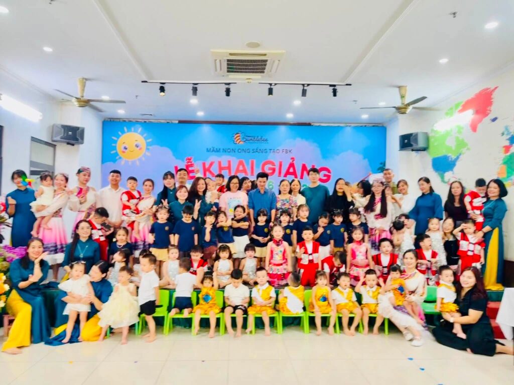 Khai giảng năm học 2026–2027: mở lòng khám phá thế giới để giữ tâm hồn thuần Việt